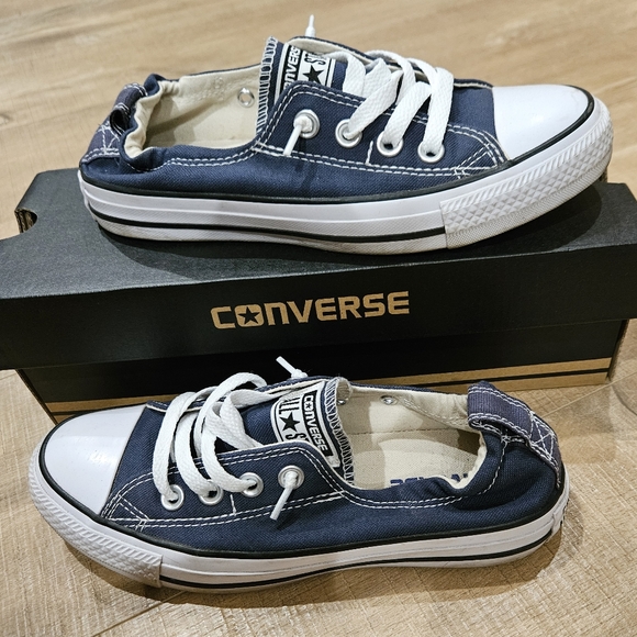 Converse shoes - Picture 3 of 6
